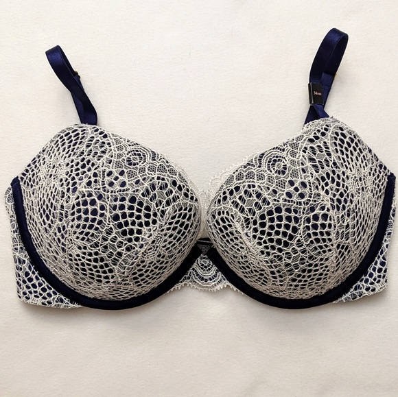 Victoria's Secret Other - VS Very Sexy Push-Up Bra NWT!